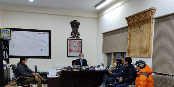 Com Secy Convenes meeting to Promote Astro Tourism in Ladakh