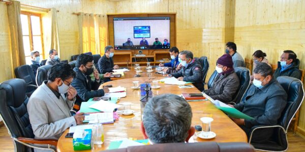 COVID-19: Advisor Ladakh chairs meet to review preparedness