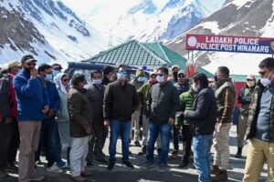 DC Kargil Visits Meenamarg Screening Point