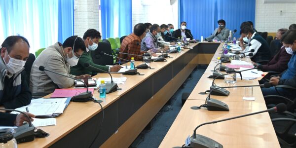 CEC Kargil reviews work on projects under PWD, RD, Revenue sectors