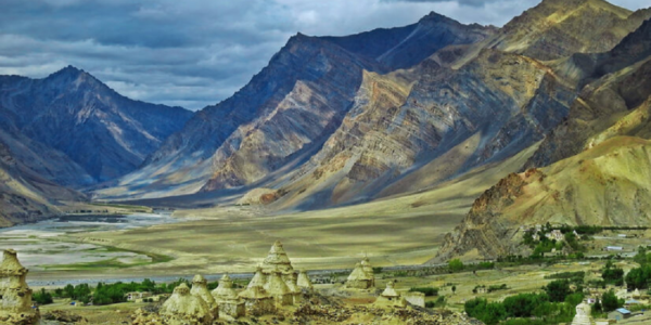 2700 labour in Zanskar facing shortage of food, cloth