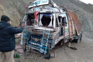Truck driver killed, Conductor injured in Accident at Fotu La