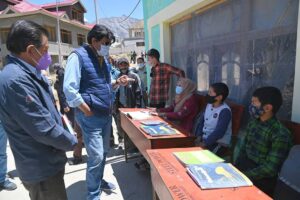 CEC visits community classes in Sankoo Education Zone
