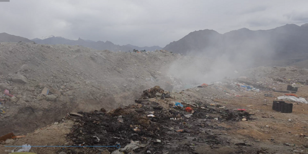 Garbage fire cause air pollution at Linkipal