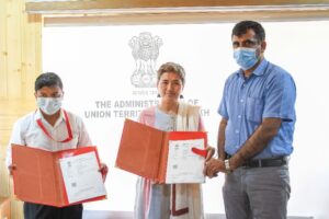 Social/Tribal Welfare Department Ladakh signs Tripartite MoU with Help Age India