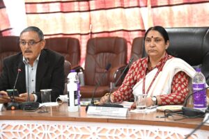 NCSK Member Anjana Panwar reviews issues related to Safai Karamcharis in Kargil