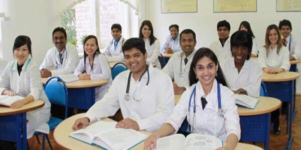 DAK seeks to set up medical university in Kashmir