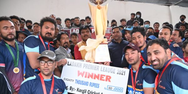 Yarana Baroo emerge champions in Kargil Premier League Cricket Tournament