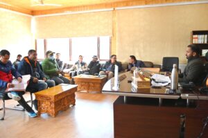 DC Kargil reviews status of stock, supply position of essential commodities for winter season