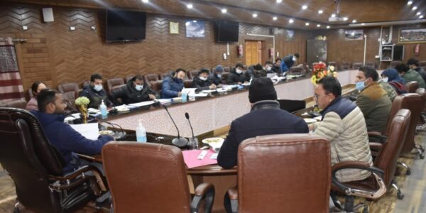 DC Kargil chairs DCC, DLRC meeting, stresses on collaborative efforts by banks