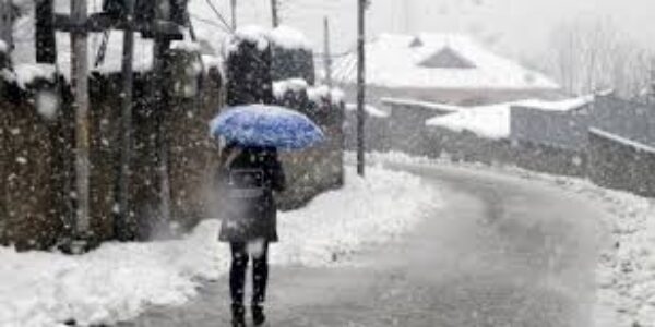 MeT predicts ‘Moderate to Heavy’ Snowfall in J&K, Ladakh from Dec 23-25