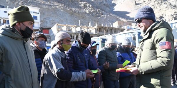 Traffic Police Ladakh launches signature campaign seeking cooperation from people