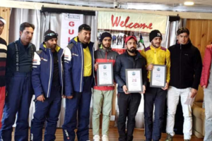 Sajjad from Kargil emerge winner at Invitational SnowShoe Championship Gulmarg
