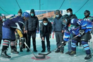 15th CEC Cup Ice Hockey Championship begins in Leh