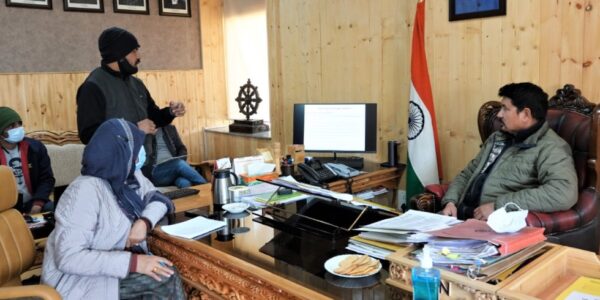 CEC reviews designs for various projects of Leh town