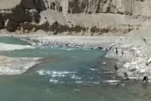 BRO labourers open defecation video at River Indus gone viral