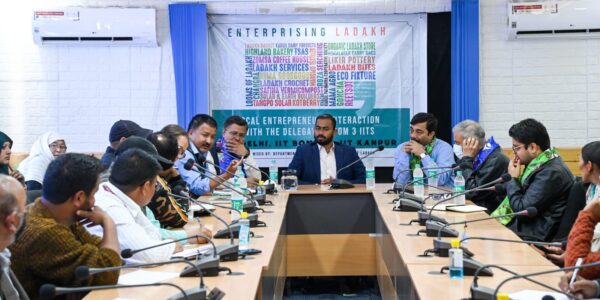 DC Santosh chairs interactive session of IIT experts with entrepreneurs of Kargil