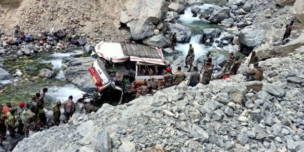07 dead, 19 injured in bus accident at Nubra