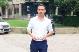 Anwar Hussain from Kargil qualifies UPSC