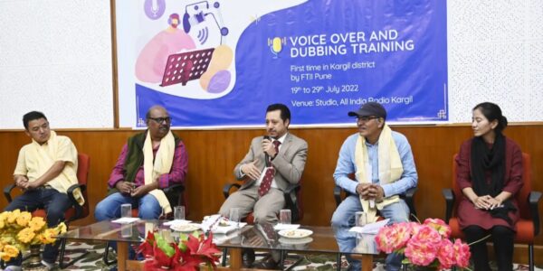 Joint Director DIPR launches 10-day long voice-over, dubbing workshop in Kargil