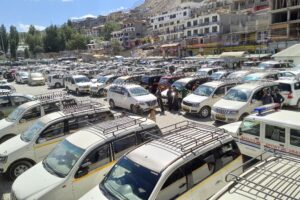 Taxis ceased at Kargil; Taxi Union demands renewal of permit