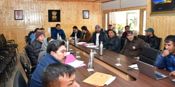 CEC Gyalson convenes meeting on the regulation of Minor Mines and Minerals in Leh