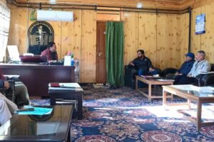 EC Naqvi reviews physical, financial achievements of Industrial Estate Kargil