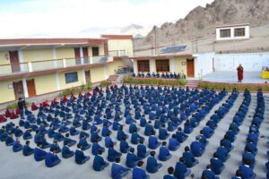 CEO Leh announce winter vacations for schools