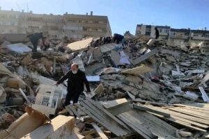 Major quake levels buildings across Turkey, Syria atleast 100 Dies