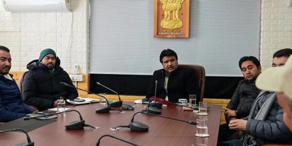 CEC Feroz Khan reviews preparations for Haj 2023