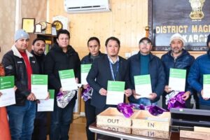 DC Kargil chairs DLMC meet for formation, promotion of FPOs