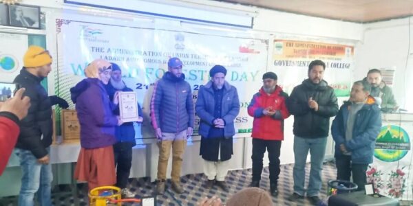 2-day World Forestry Day celebration concludes at GDC Drass