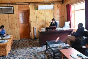 EC Tashi reviews compensation of land, trees of Kargil-Zanskar NH