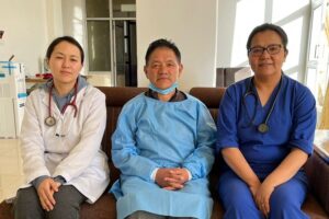 Abdominal tumor weighing 3.94 kg removed at SNM Leh