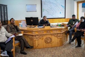 Principal Secretary, H&UDD/SED reviews status of projects with NHIDCL