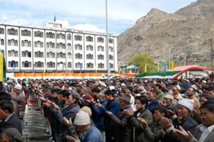 Eid al-Fitr celebrated in Kargil with religious fervor as prayers held across the district
