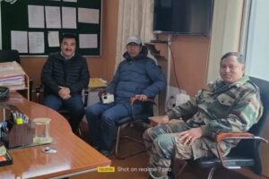 EC Tashi holds meeting with Deputy GOC at Kumbathang Kargil regarding setting up of war memorial museum