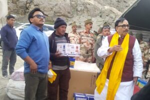 Union Minister Mahendra Nath Pandey visits Changthang under vibrant village programme