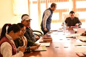 CS, Kacho Mehboob Ali Khan takes stock of Tourism, Labour infrastructural projects in Zanskar