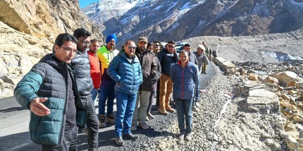 Advisor, Dr. Pawan Kotwal tours various villages of Zanskar 
