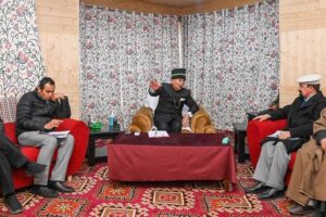 Several Delegations call on LG Ladakh in Kargil