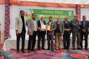 KVK Kargil-1, Farmer Mohd Shabeer Receives Innovative Farmer Award 