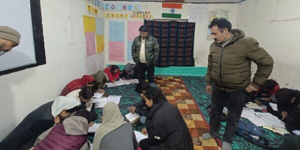 EC Education Inspects Residential Winter Classes at Kargil, Pashkum, Shargole