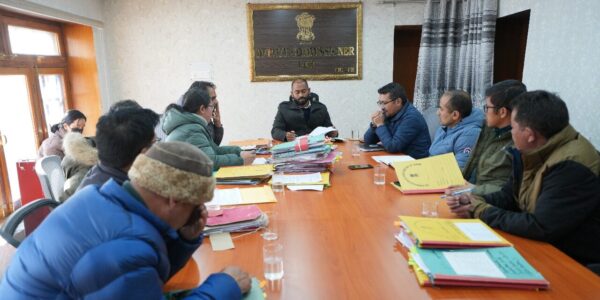 DC, Leh, Chairs Meeting with the District Level Committee