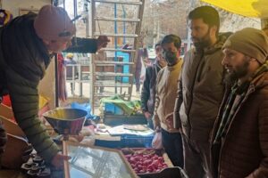 Market checking squad conducts inspection in Kargil market